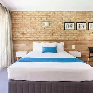 Sunshine Coast Motor Motel