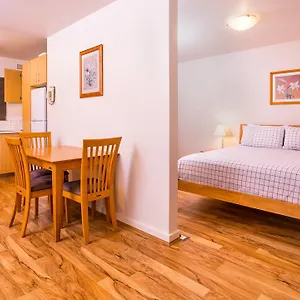  Apartment Dowler Subiaco Australia